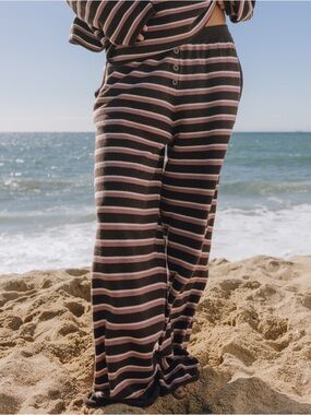 Daily Drills Cashmere Resort Pants Low-Rise Wide-Leg Raw Hem Bottoms Stripe